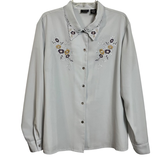 Laura Scott Woman Plus  20W Button Down Blouse Embroidered Collar Gray (3150) - Picture 3 of 8